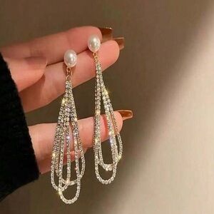 Elegant Pearl and Crystal Drop Earrings